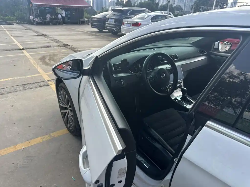 Volkswagen CC — миниатюра 4