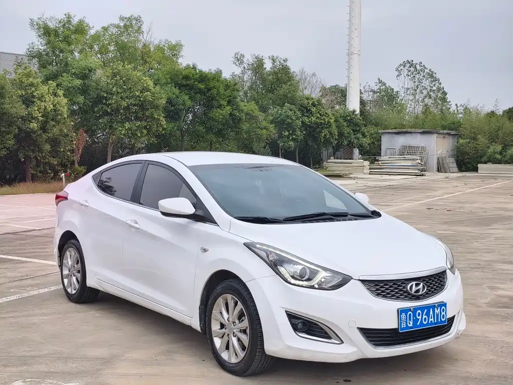 Hyundai Elantra Langdong — миниатюра 3