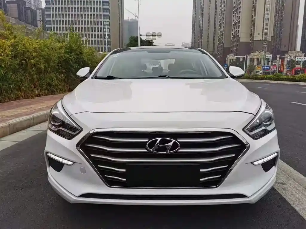 Hyundai Mistra — миниатюра 2