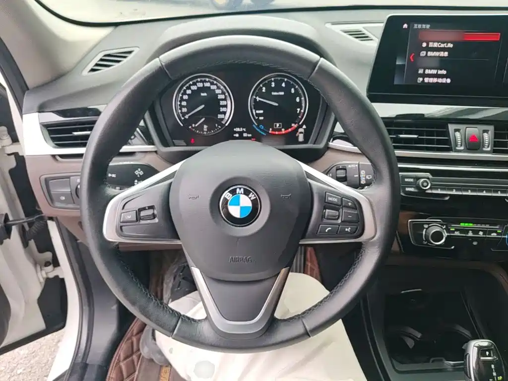 BMW X1 — миниатюра 11