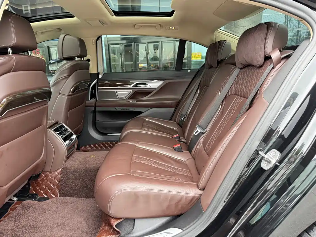 BMW 7 Series 7 2021 730Li Luxury