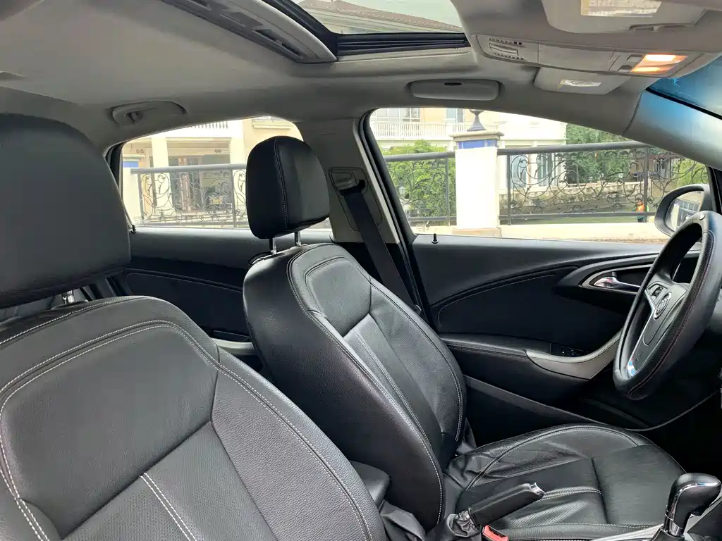 Buick Excelle — миниатюра 13