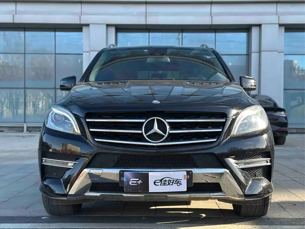 Mercedes-Benz M-Class — миниатюра 2