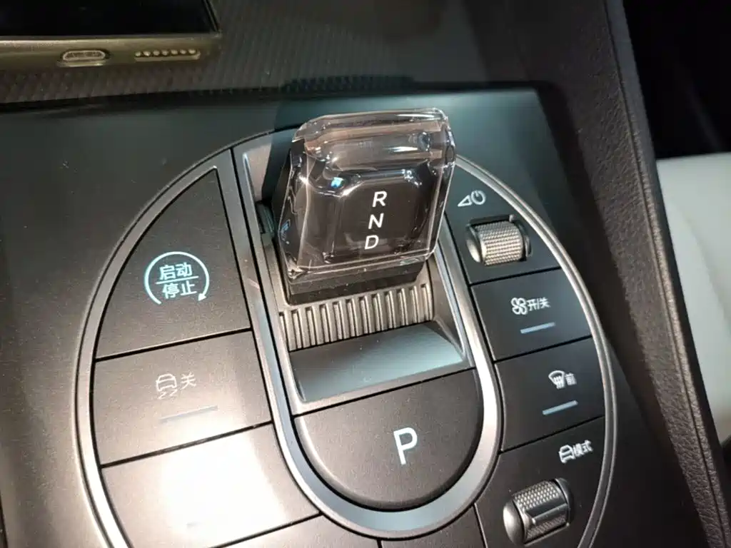 BYD Seal 05 DM-i — миниатюра 14