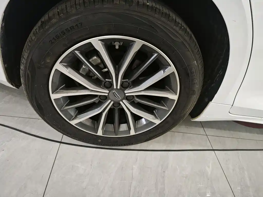 GEELY AUTOMOBILE XINGRUI