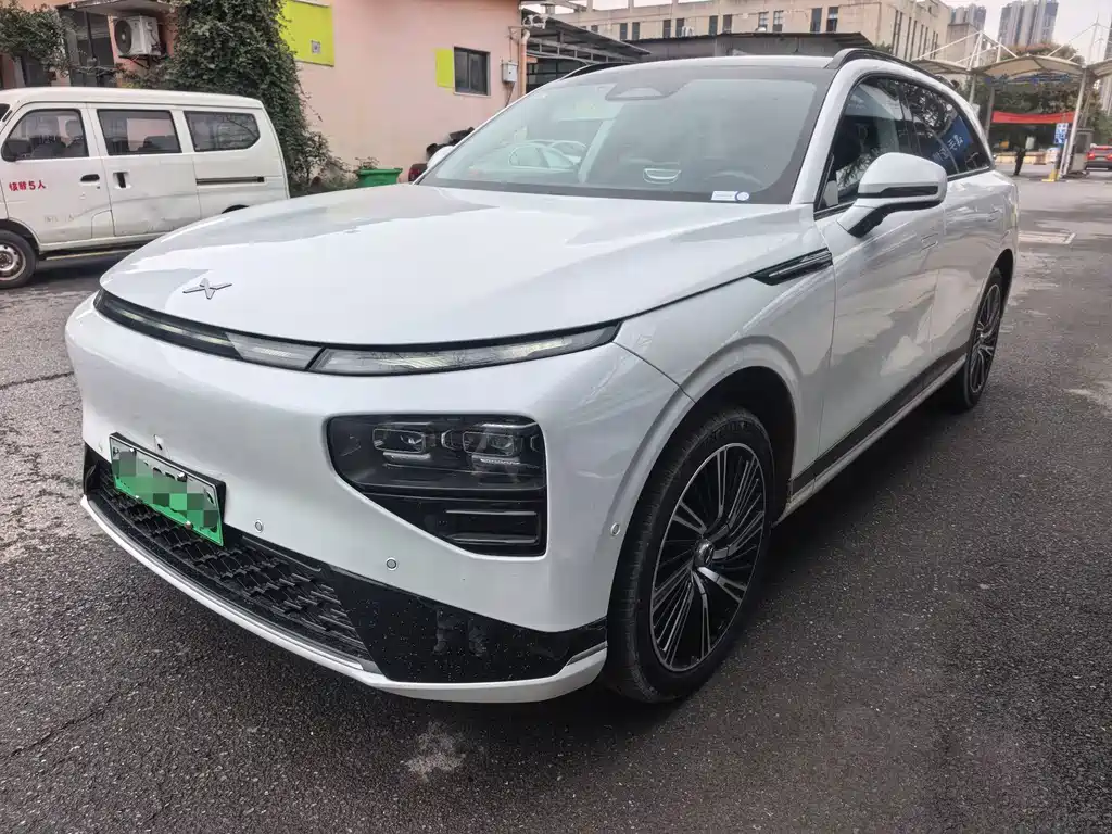 XPeng G9 — миниатюра 3