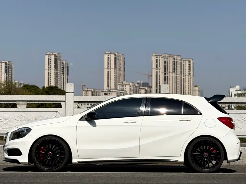 Mercedes-Benz A-Class AMG (Import) AMG A 45 4MATIC, фото 3