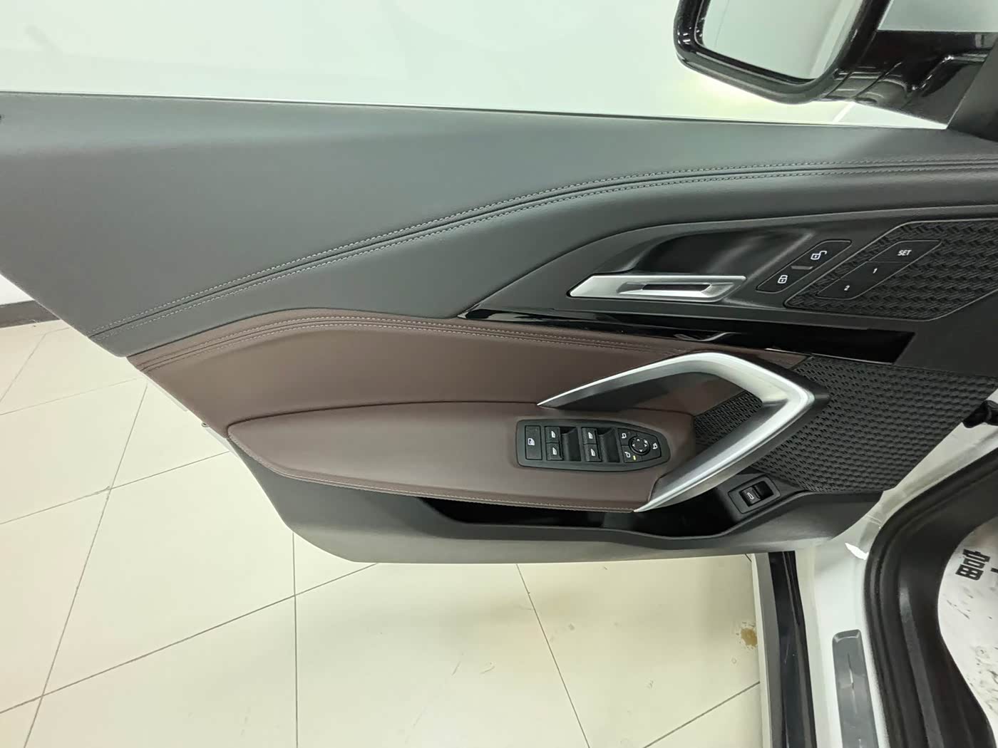 BMW X1 1.5 л 2023 г. Белый, пробег 32000 км