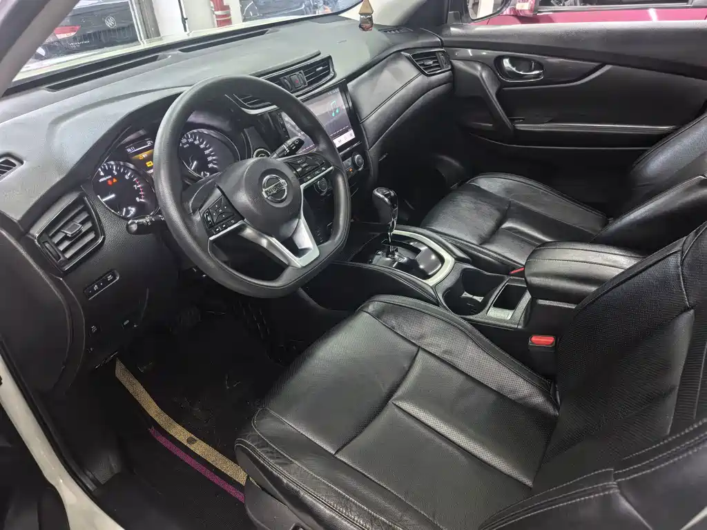 Nissan X-Trail — миниатюра 7