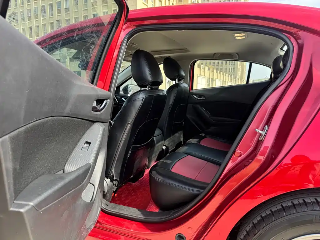 Mazda 3 Axela — миниатюра 9