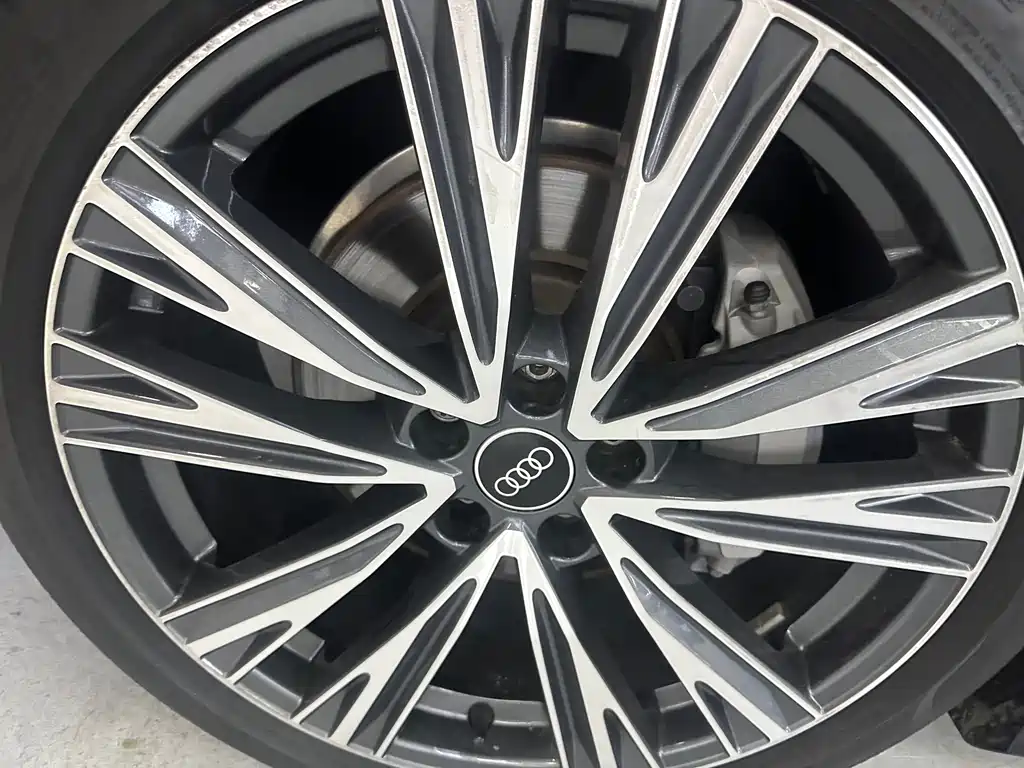 Audi A6L — миниатюра 14
