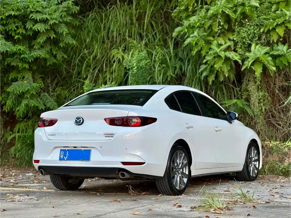 Mazda 3 Axela — миниатюра 6