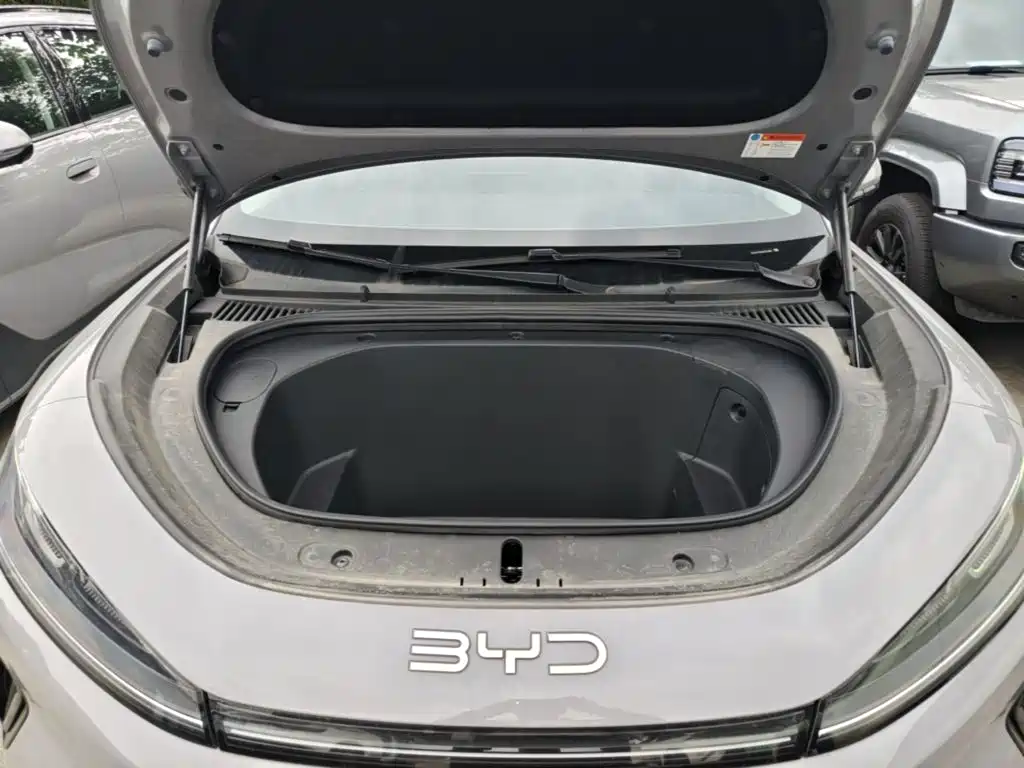 BYD Sealion 05 EV — миниатюра 20