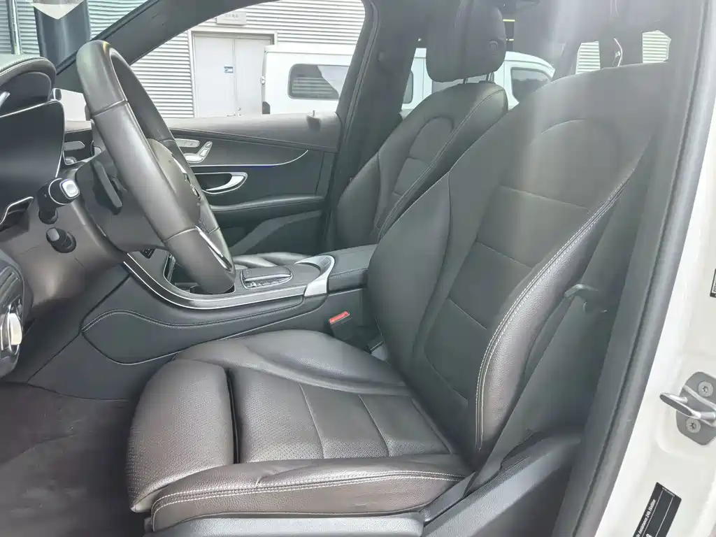 Mercedes-Benz GLC — миниатюра 12