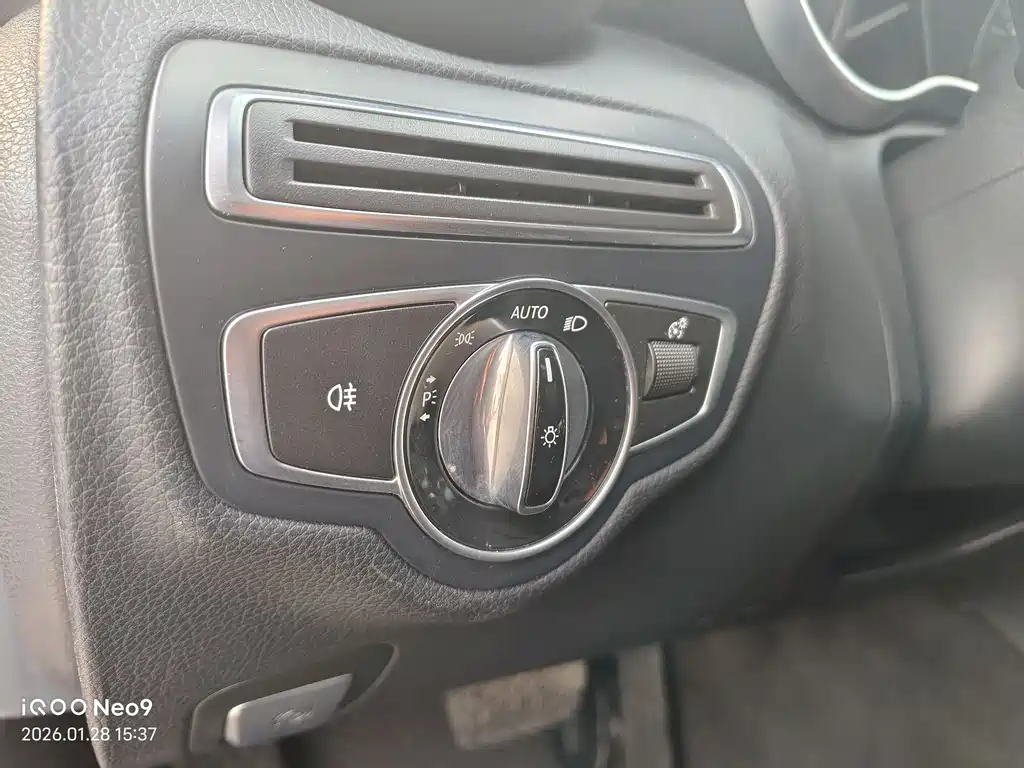 MERCEDES-BENZ C CLASS