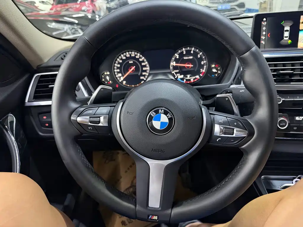 BMW 3 Series — миниатюра 7