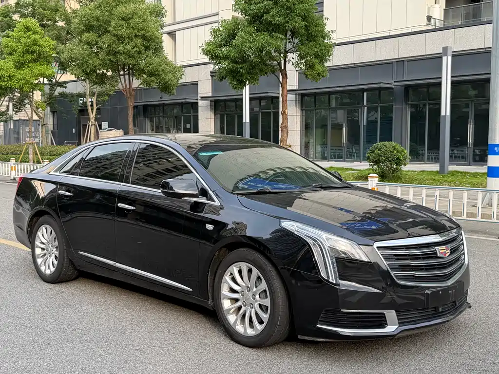 Cadillac XTS 2018 28T