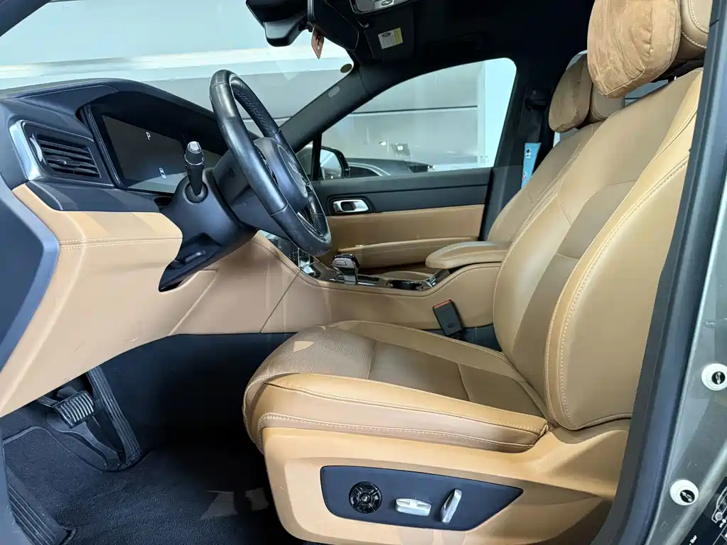 Li Auto Li ONE — миниатюра 4