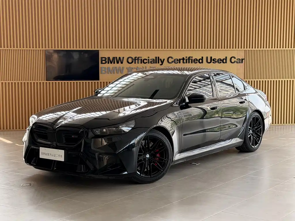BMW M5 2025 M5