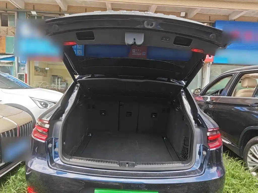 Porsche Macan — миниатюра 19