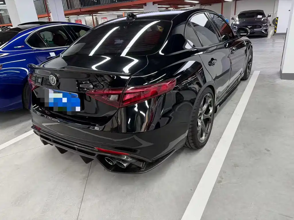 Alfa Romeo Giulia — миниатюра 13