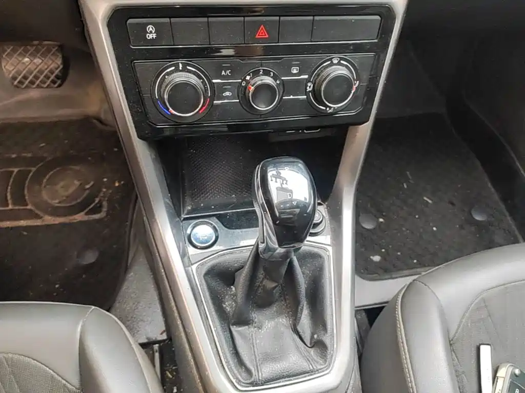 Volkswagen T-Cross — миниатюра 14