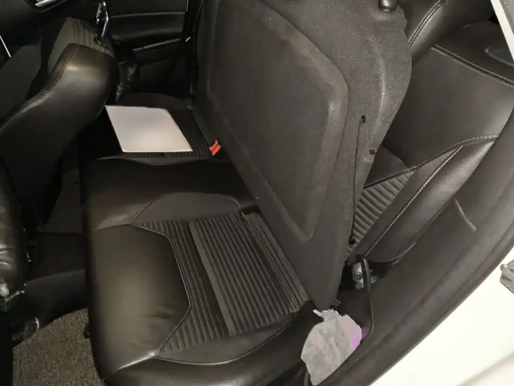 Ford Focus — миниатюра 15