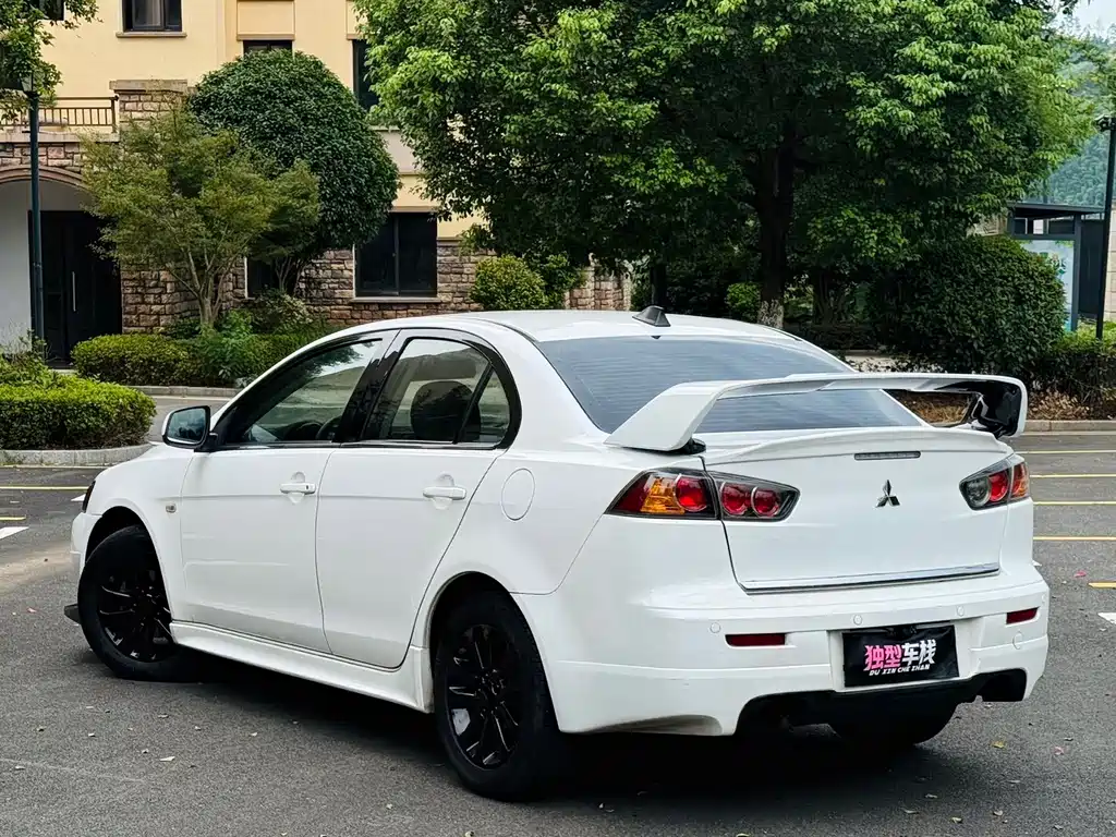 Mitsubishi Lancer EX — миниатюра 11