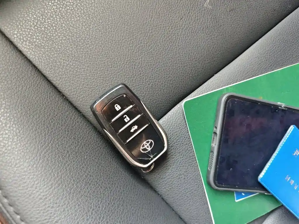 Toyota Corolla — миниатюра 12