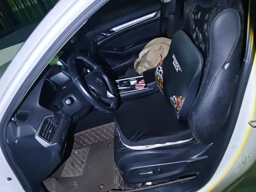Honda Accord — миниатюра 11