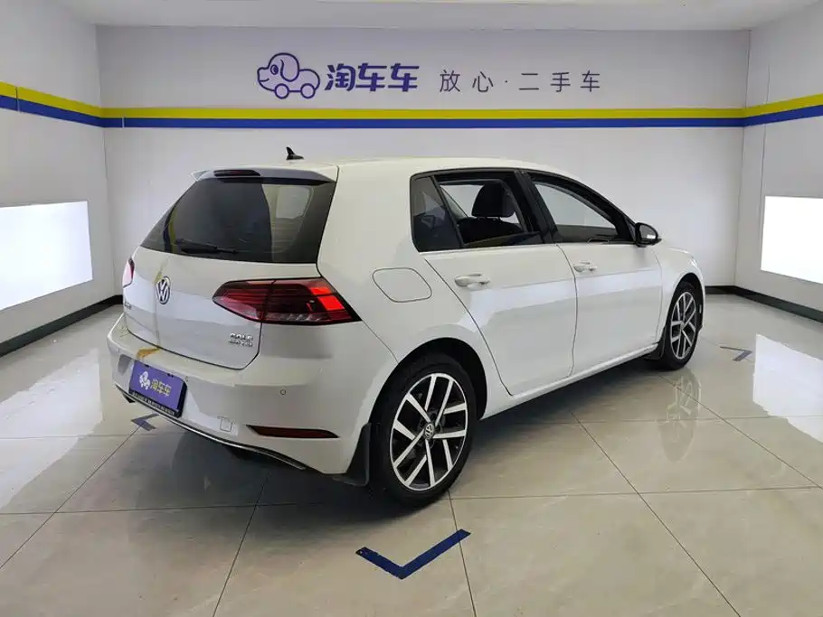 Volkswagen Golf — миниатюра 3
