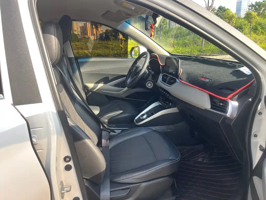 Baojun 510 — миниатюра 10