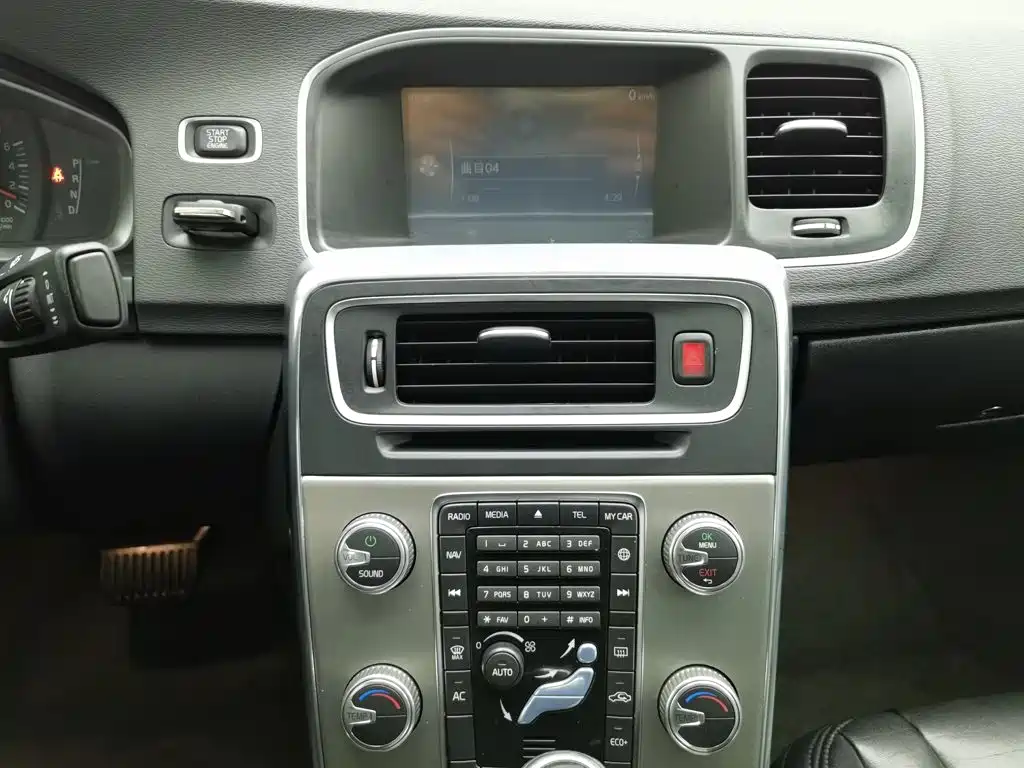 Volvo S60 — миниатюра 12