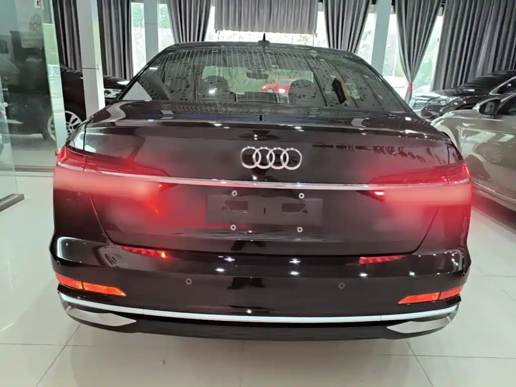 Audi A6L — миниатюра 6