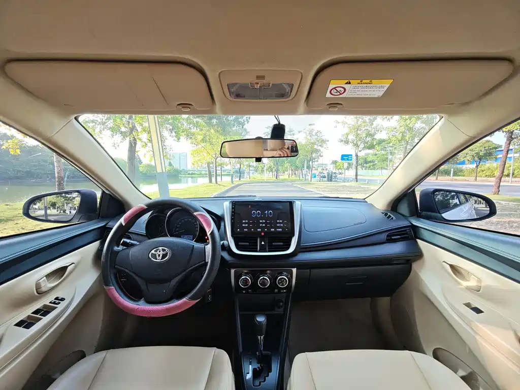 Toyota Yaris L — миниатюра 19