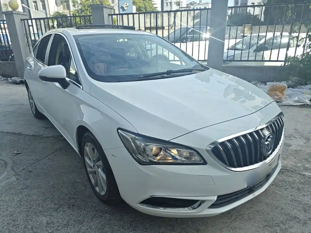 Buick Verano — миниатюра 4