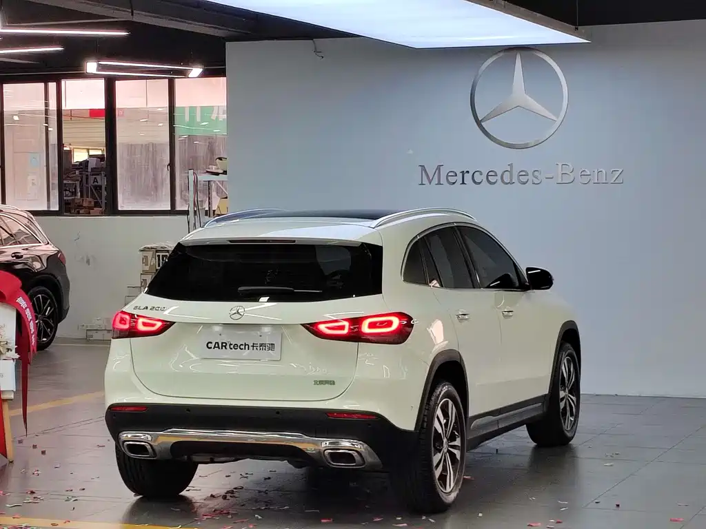 Mercedes-Benz GLA — миниатюра 6