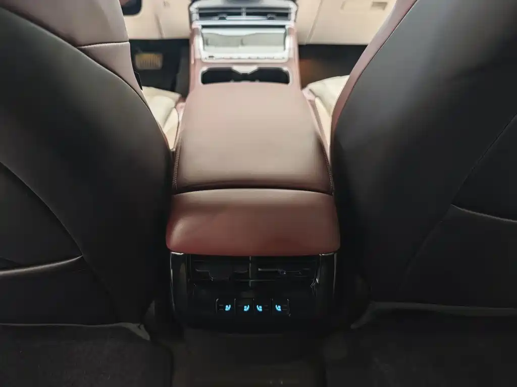 BYD Seal 07 DM-i — миниатюра 12