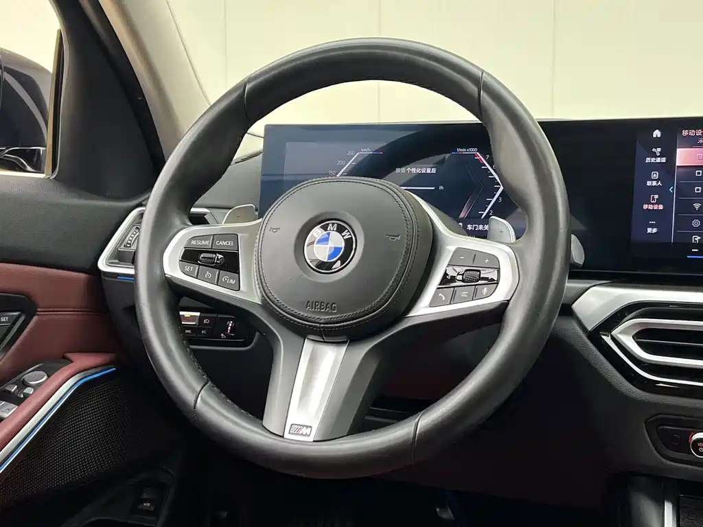 BMW 3 Series 2023 — фото 14