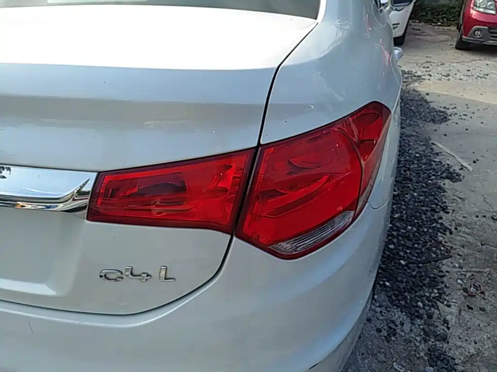 Citroen C4L — миниатюра 8