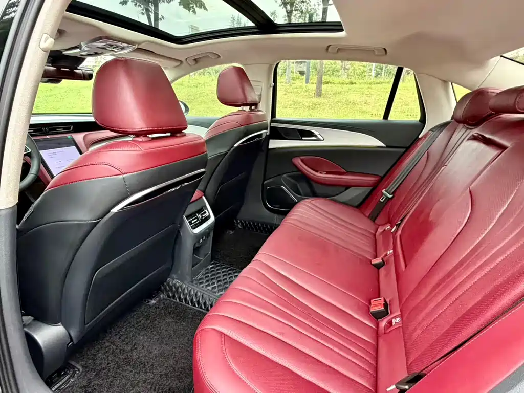 Hongqi Hongqi H5 — миниатюра 5