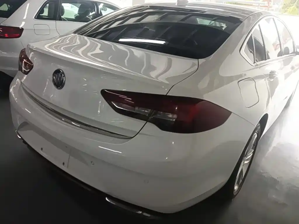 Buick Regal — миниатюра 7