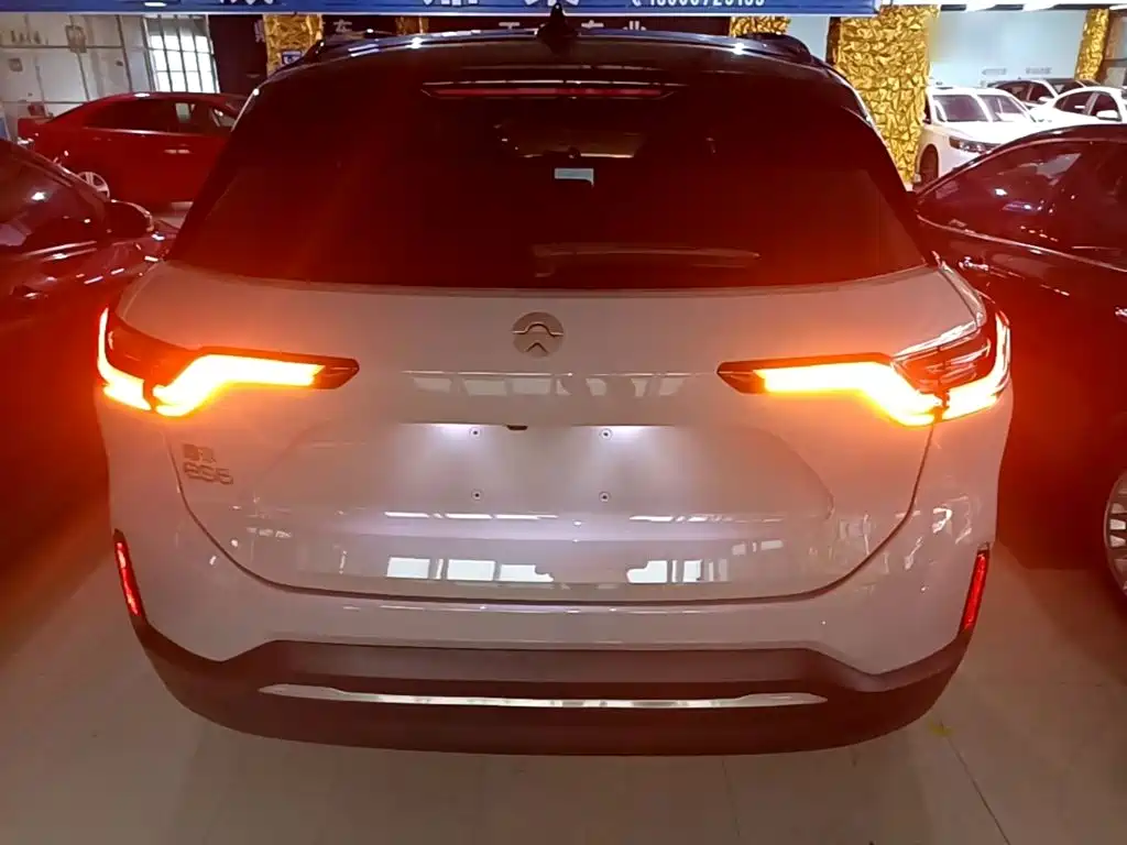 NIO ES6 — миниатюра 4