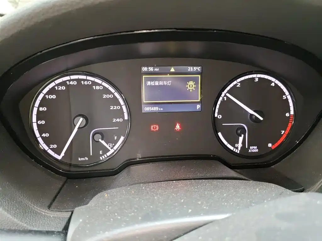Qoros 3 2016 SUV 1.6T AT