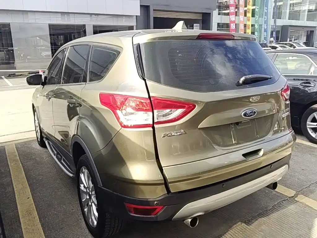 Ford Kuga — миниатюра 5