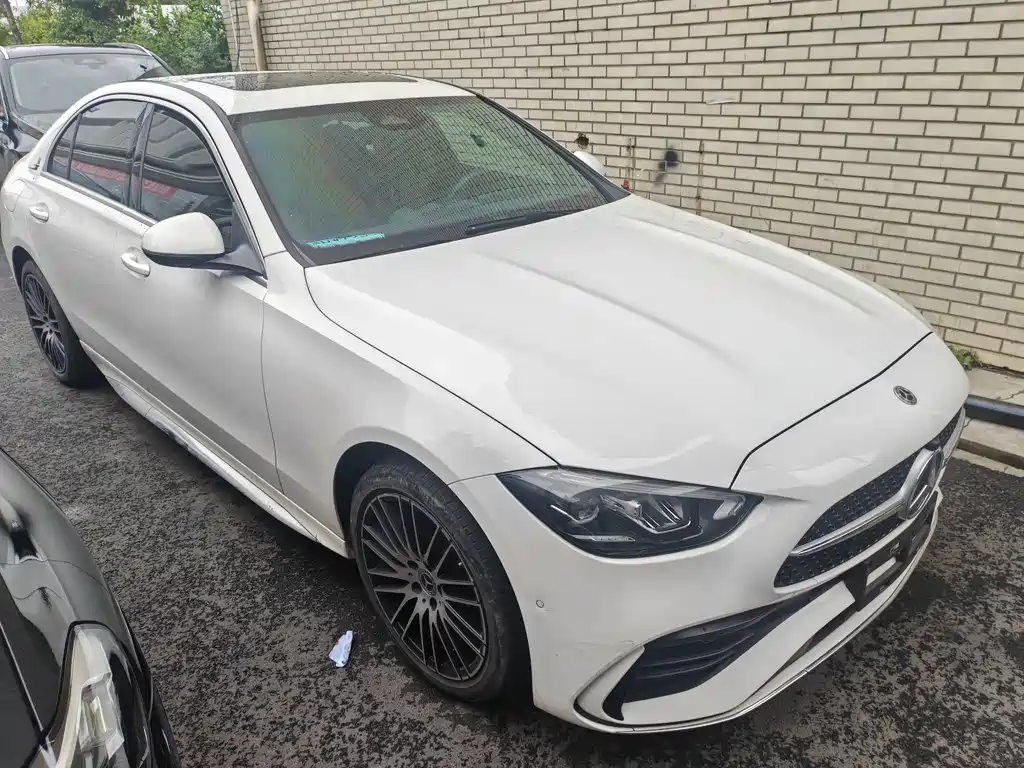 Mercedes-Benz C-Class — миниатюра 3