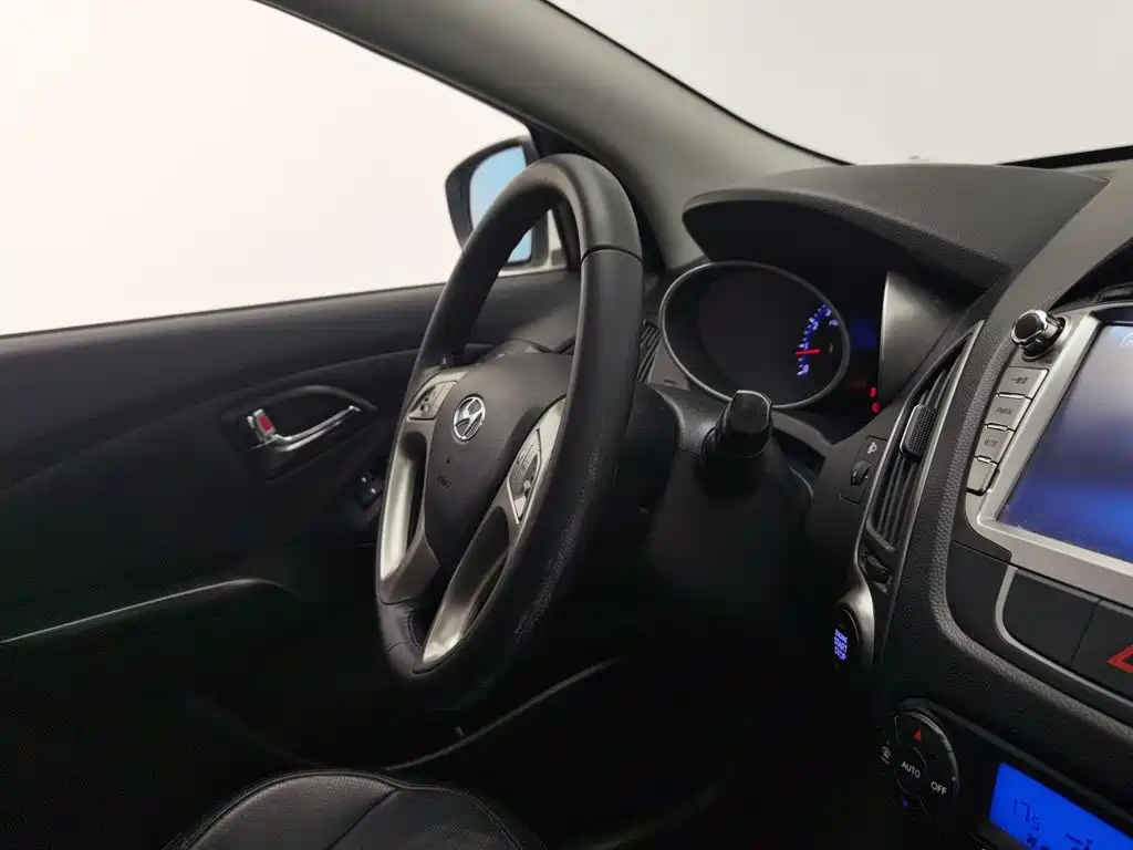 Hyundai ix35 — миниатюра 5
