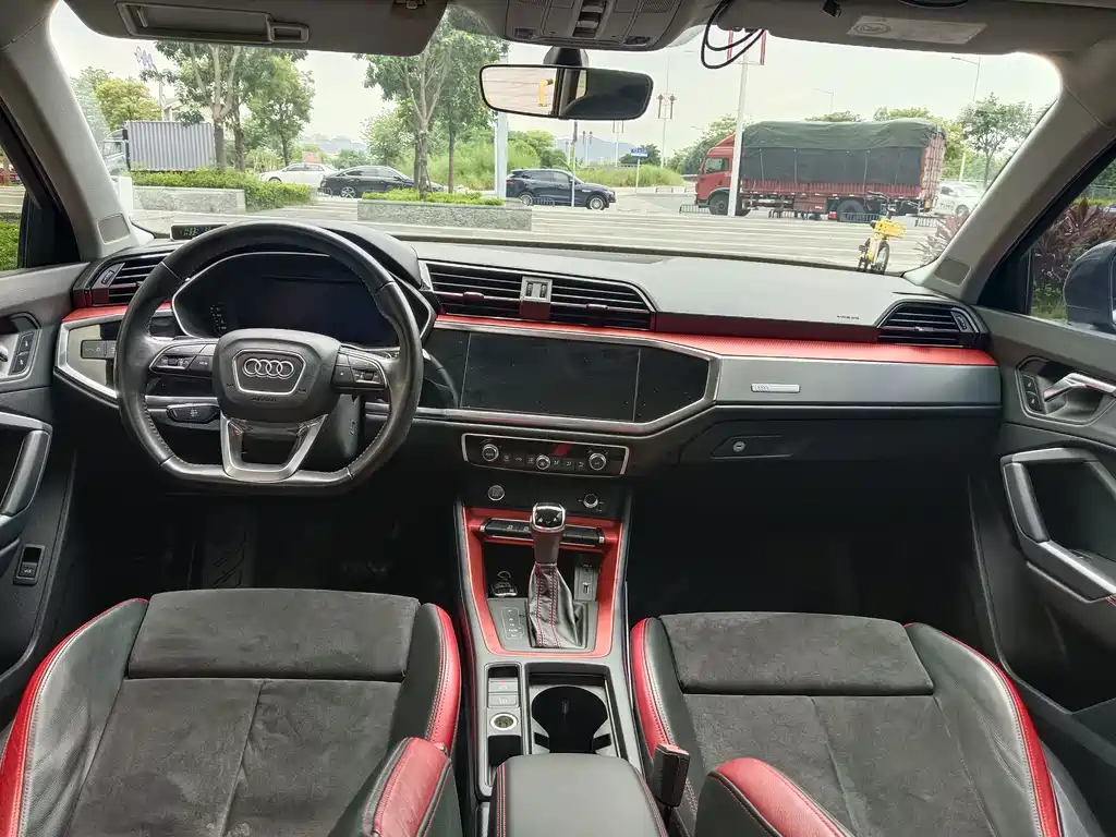 Audi Q3 — миниатюра 9
