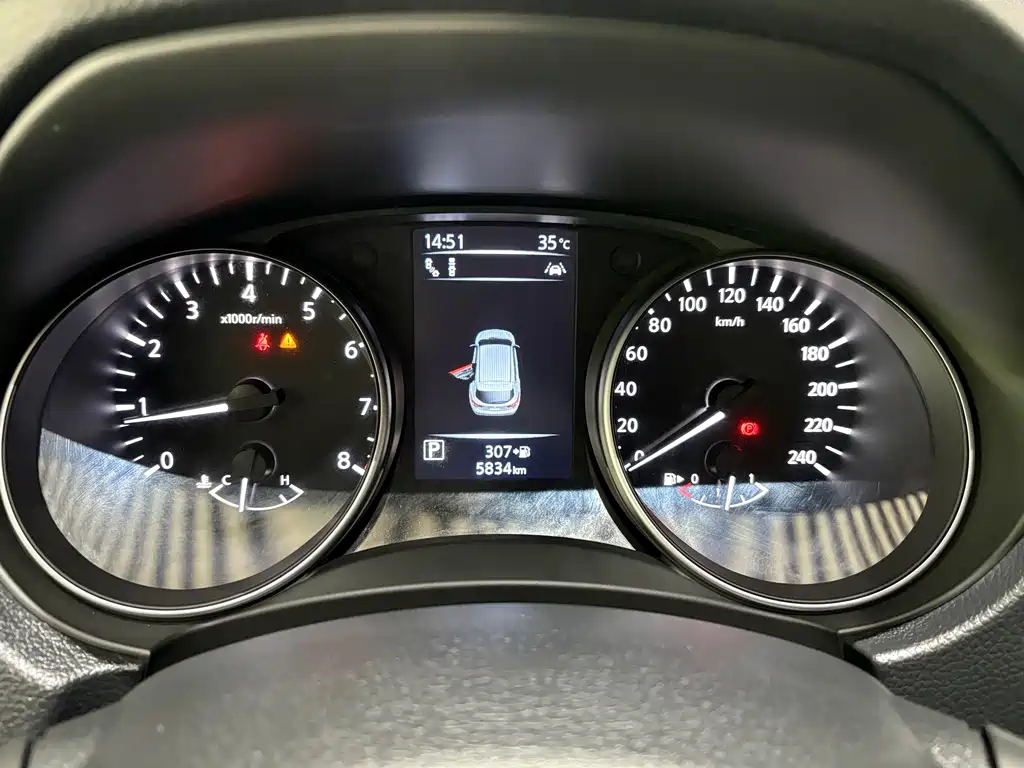 Nissan Qashqai — миниатюра 15