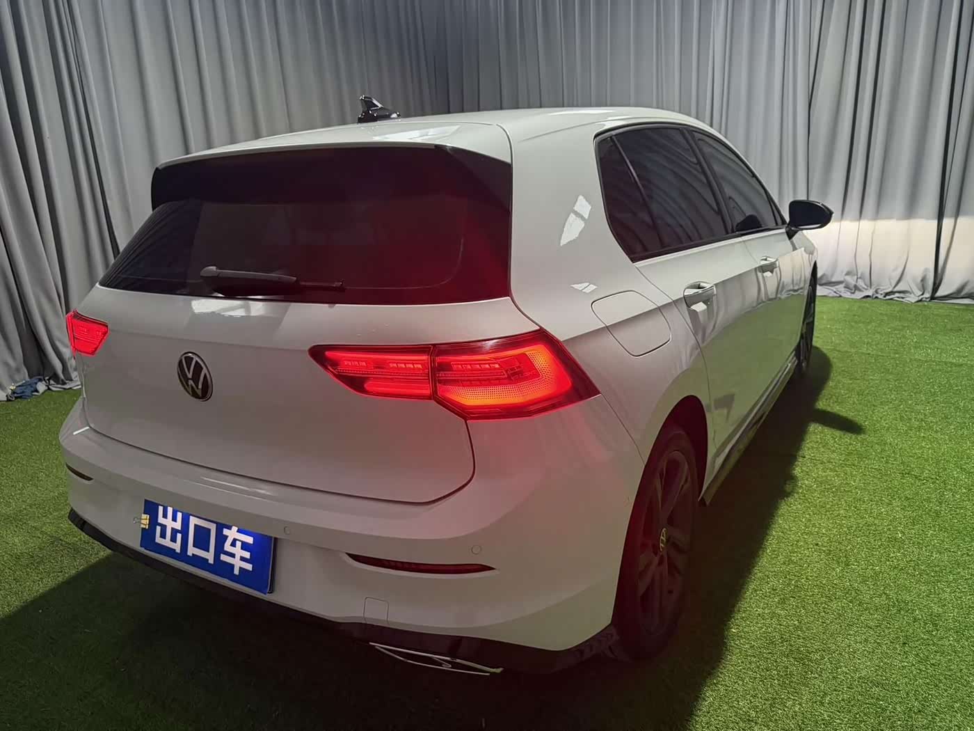 Volkswagen Golf 1.4 л 2022 г. Белый, пробег 29000 км